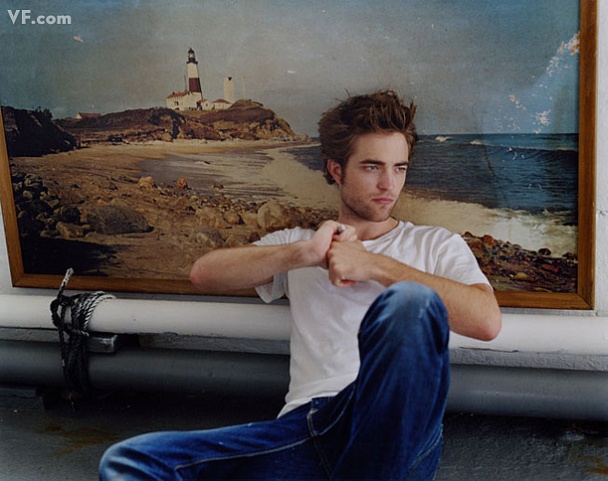 pattinson-A-0912-02.jpg
