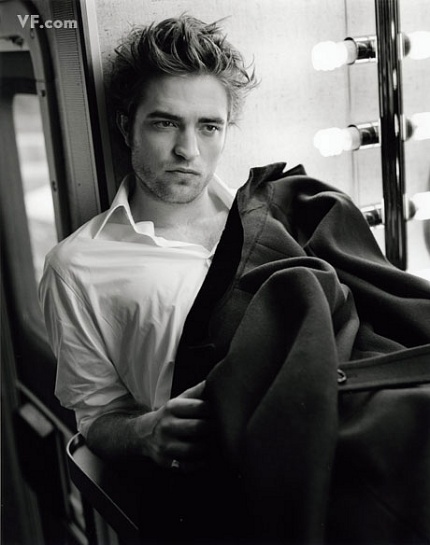 pattinson-E-0912-09.jpg